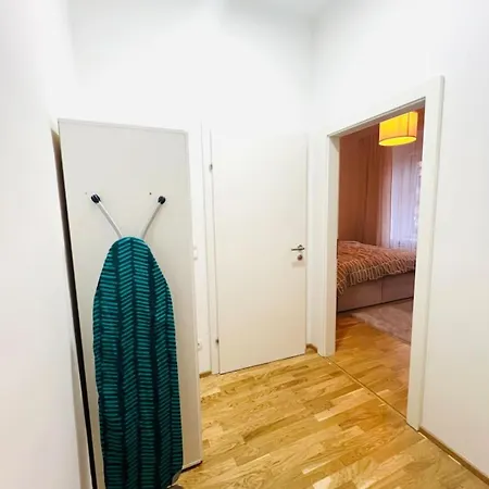 Apartamento Modern New Eggenberg 1b Graz