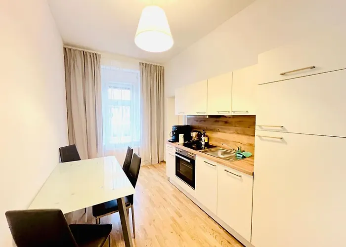 Modern New Eggenberg 1b גראץ